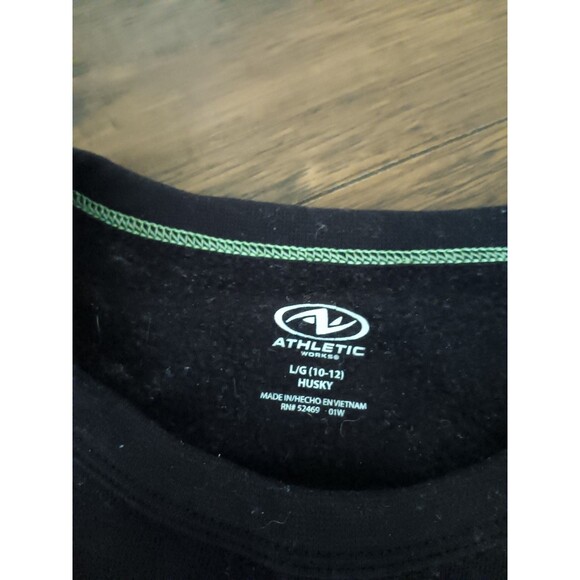 Athletic Works Boys Black Fleece Lined Crew Neck Sweatshirt Husky Large (10-12) - Picture 2 of 3